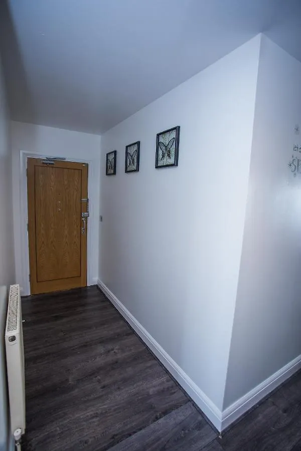 Remarkable 2-Bed Apartment With Sea View London United Kingdom